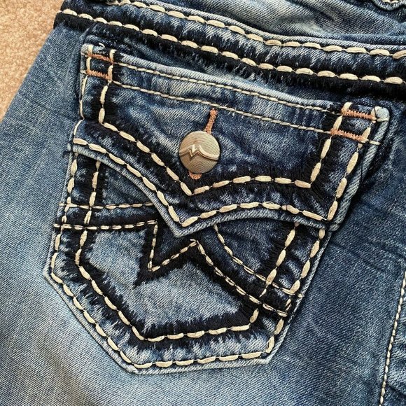 Miss Me 27 Easy Bermuda Denim Shorts Actual W 29.5 x I 9 3/4 - Picture 7 of 10